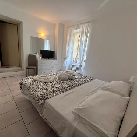 E Abbazia Di Piona Pensión Colico