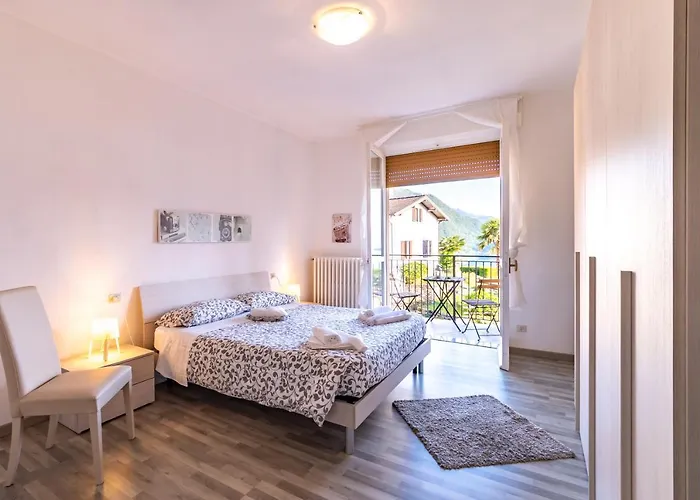 Abbazia Di Piona 科利科